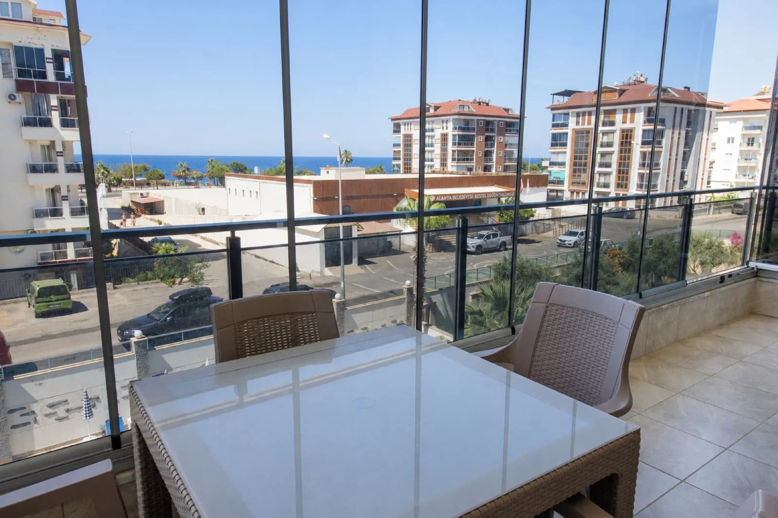 Sea Pool View Furnished 1+1 Apartment in Alanya Kestel — photo 1