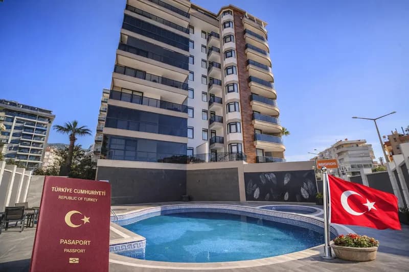 Citizenship Eligible Luxury 2+1 Near Cleopatra Beach — photo 1